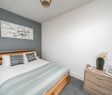 Room in a Shared House, Bulmershe Road, RG1 - Photo 2