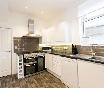 Ainslie Street 22A6 - Photo 1