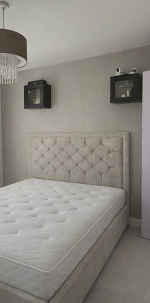 2 Bed Flat, Allison Road, W3 - Photo 1