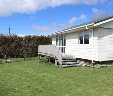Taupaki and perfect for 2 - Photo 2