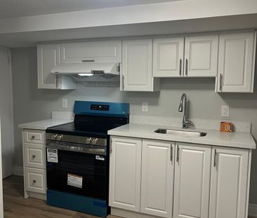 For Lease - 102 Massey Avenue, Kitchener, Ontario - Photo 6