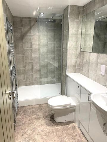 2 bedroom apartment to rent - Photo 3