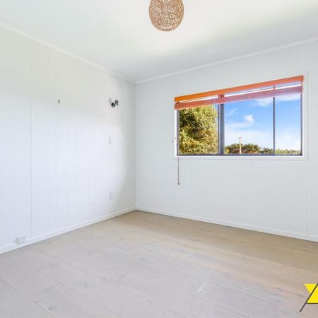 276 Bethells Road, Bethells Beach - Photo 3