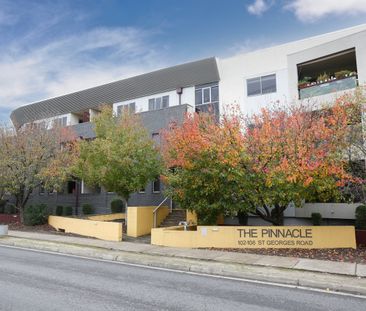 Modern 2-Bedroom Apartment with City Views in Preston - Photo 4