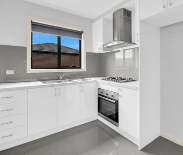 3/48 Eton Street, Preston VIC 3072 - Photo 4