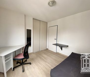 Location Appartement 1 pièce 19m² LYON 7ème - Photo 1