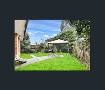 Renovated 3 bedroom 2 bathroom house available for rent - Photo 6