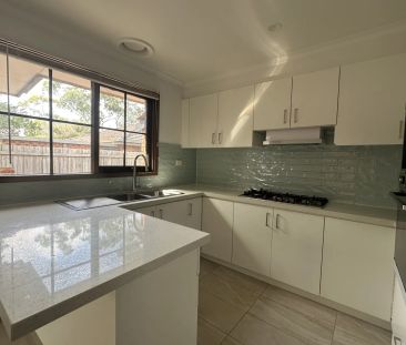 Low maintenance family home - Photo 4