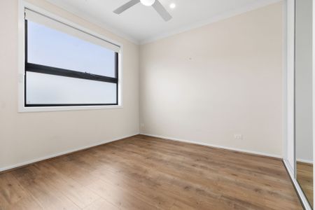 Modern townhouse in prime location - Photo 5