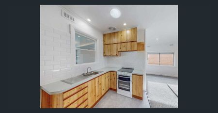 A Golden Opportunity - Photo 5