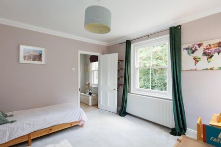 3 bedroom detached house to rent - Photo 3