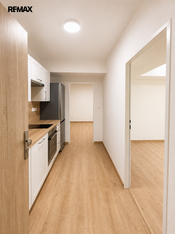 Pronájem bytu 2+1 v osobním vlastnictví 39 m², Ostrava - Фото 3