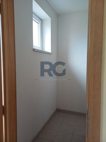 Pronájem bytu 2+kk, 64 m2, balkon, 17.listopadu, Písek - Photo 3