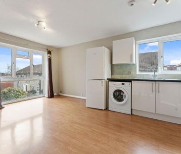 1 bedroom apartment to rent - Photo 2