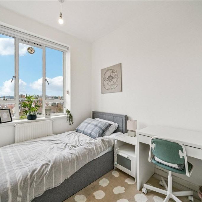 3 bedroom apartment to rent - Photo 1