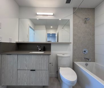 Downtown: 1 bed – SubPenthouse at Bertram - Photo 2