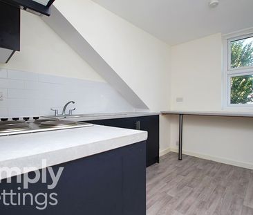 1 Bed property for rent - Photo 4