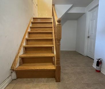 For Lease - 415 Marybay Crescent, Richmond Hill, Ontario - Photo 5