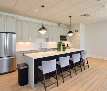 For Lease - 1936 Rymal Road Unit# 514, Hamilton, Ontario - Photo 6