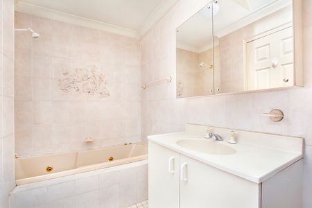 5/2-4 Grace Street, Lane Cove NSW 2066 - Townhouse For Rent | Domain - Photo 5