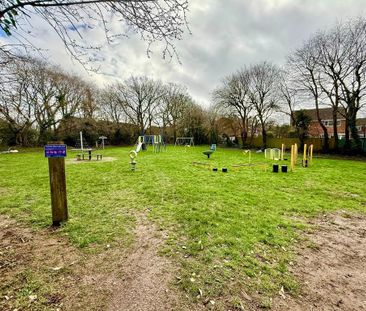 2 bedroom semi-detached house to rent - Photo 3