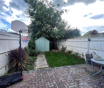 3 bedroom terraced house to rent - Photo 6