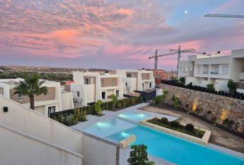 Alquiler de ático en Av. Antonio Pedrera Soler, 14 r