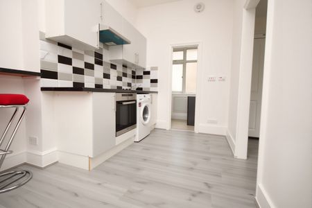 Studio Flat, Gratton Terrace, NW2 - Photo 4