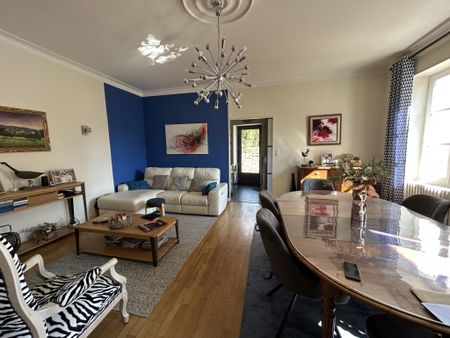 Location Appartement 4 pièces 185m² MONTCENIS 71710 - Photo 2