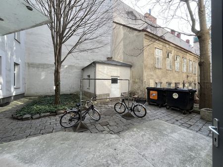 Nette 1,5 Zimmer Dachgeschoßwohnung in 1150 Wien! - Foto 5