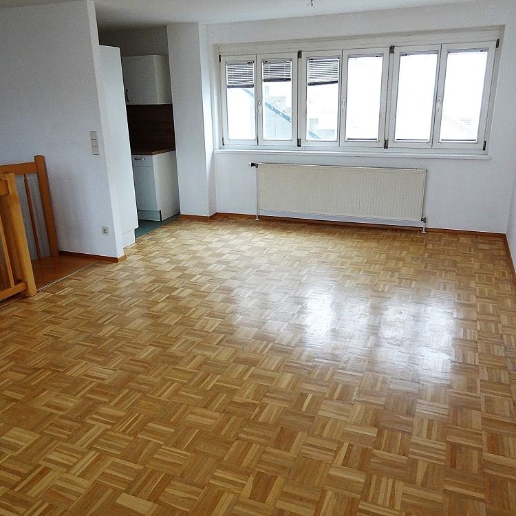 Gemütliche Wohnung im Maisonette-Stil mit großem Wohn-, Esszimmer …! - Photo 1