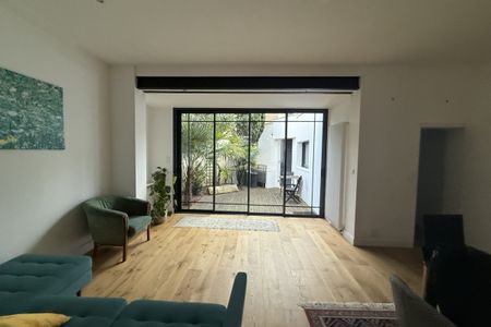 A louer en bail meublé - maison 3 chambres avec jardin / ter - Photo 4
