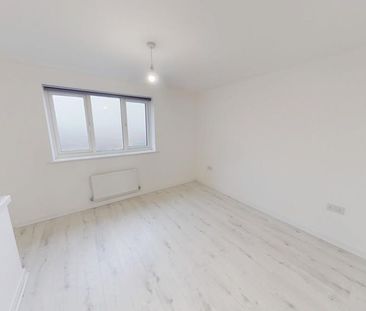 2 bedroom semi-detached house to rent - Photo 1