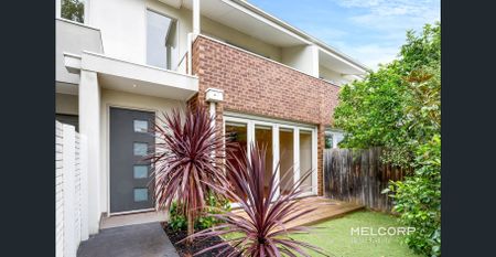 MODERN COMFORT - UNFURNISHED - Photo 4