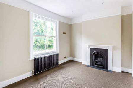 4 bedroom detached house to rent - Photo 3