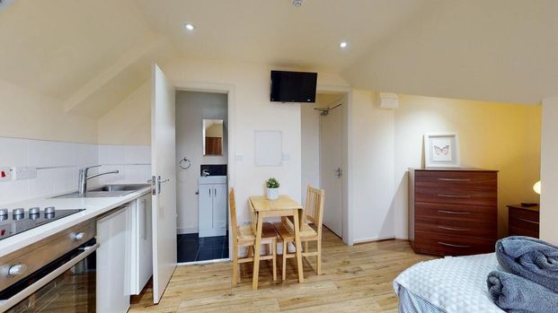 Studio to rent - Photo 1