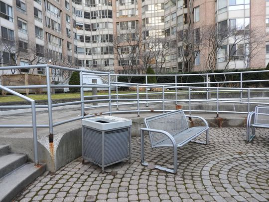 For Lease - 711 Bay Street Unit# 621, Toronto, Ontario - Photo 1