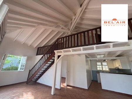 Location Maison 5 pièces 124m² LE FRANCOIS 97240 - Photo 5