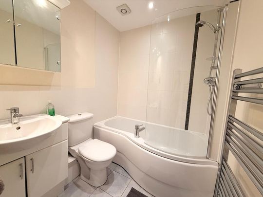 2 bedroom apartment to rent - Photo 1