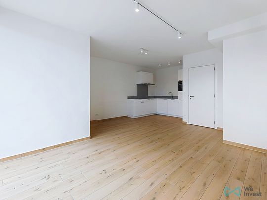 Appartement met één slaapkamer in Schaerbeek - Photo 1