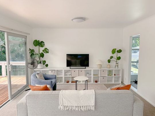 2-Bedroom Cottage in Motuoapa - Photo 1