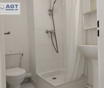 Location Appartement 4 pièces 81m² BEAUVAIS 60000 - Photo 3