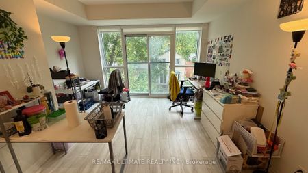 For Lease - 1630 Queen Street Unit# 301, Toronto, Ontario - Photo 5