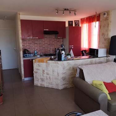 Appartement T2 avec garage et parking - Photo 1