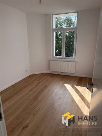 Stijlvol Art Deco appartement in hartje stad – volledig gerenoveerd! - Photo 3