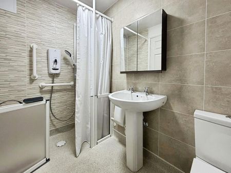 1 bedroom apartment to rent - Photo 4