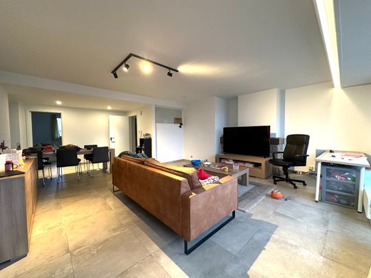 Instapklaar appartement te huur in het centrum van Wingene! - Photo 1