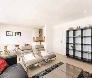 2 bedroom flat to rent - Photo 5