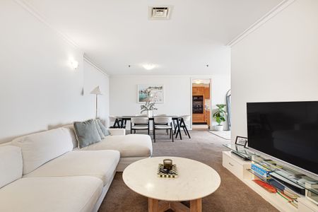 Elevated Living with Spectacular Harbour & Ocean Views - Photo 2