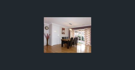 Outstanding in Every Way - Photo 4